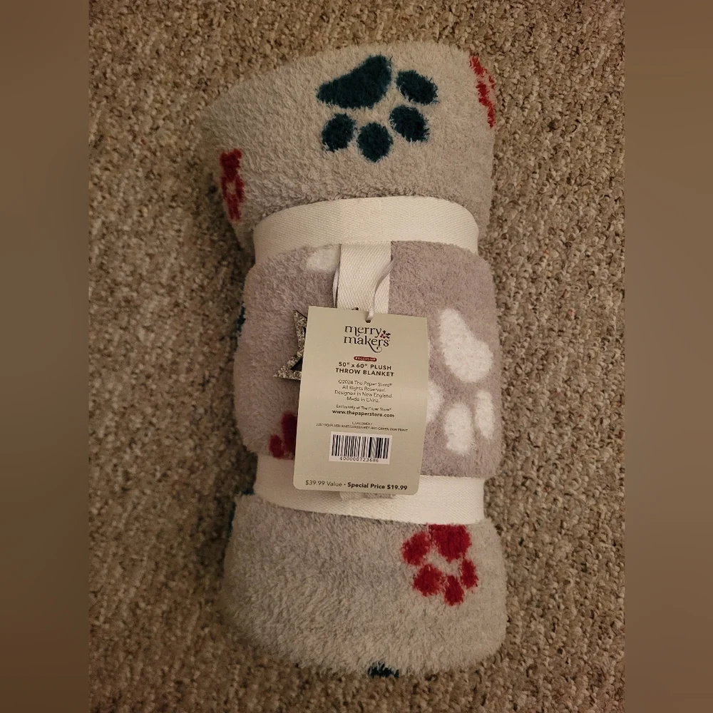 Cozy Gray Blanket with Paw Prints
